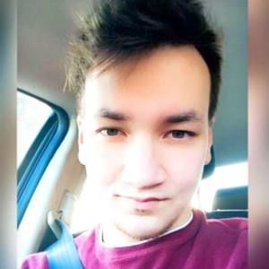 Meet your Posher, Eason